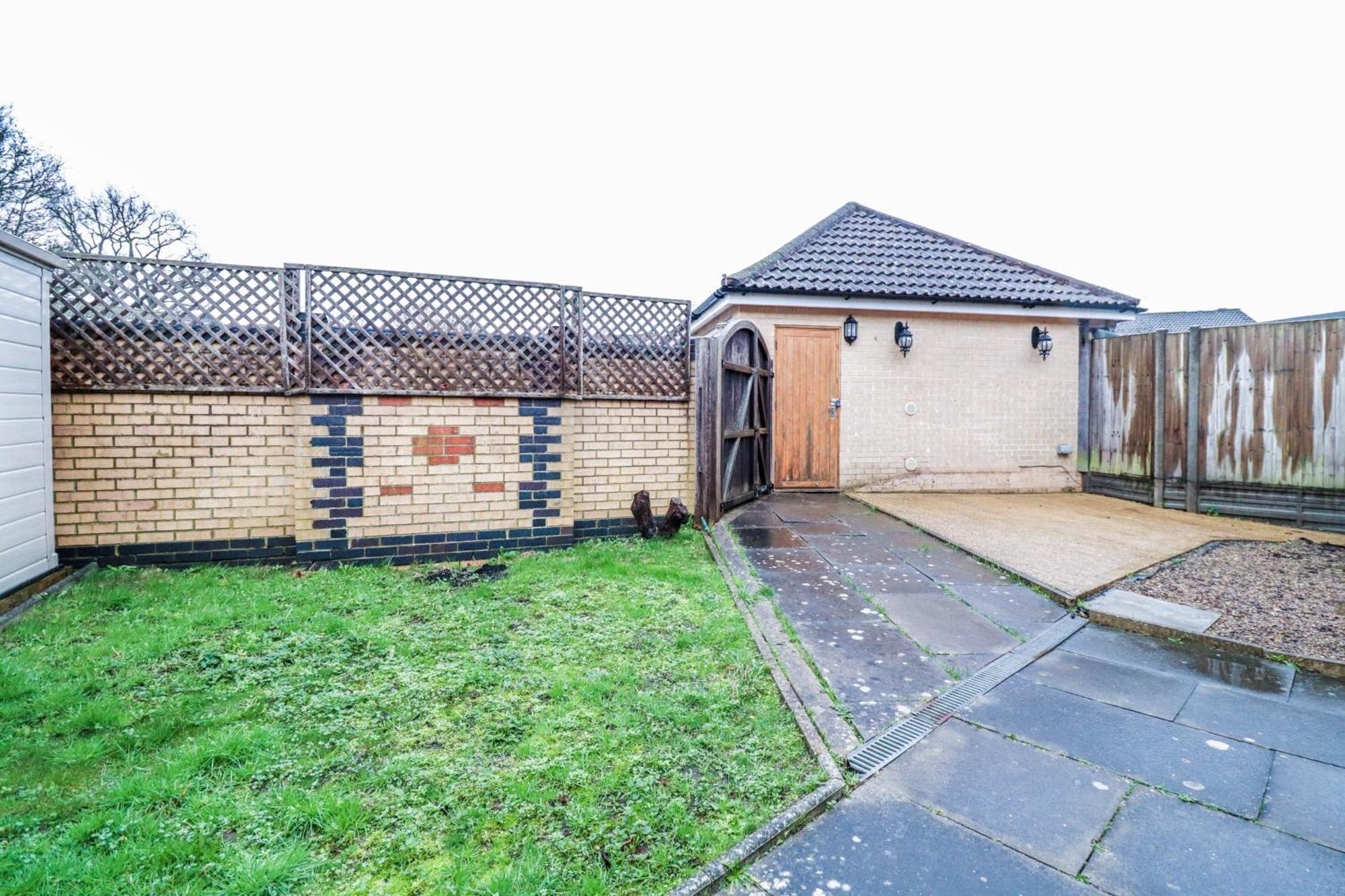 Bright And Spacious Contractor House L Parking! Borehamwood Eksteriør bilde