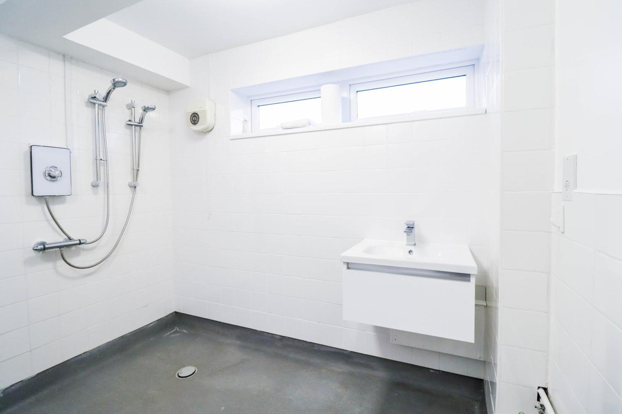 Bright And Spacious Contractor House L Parking! Borehamwood Eksteriør bilde